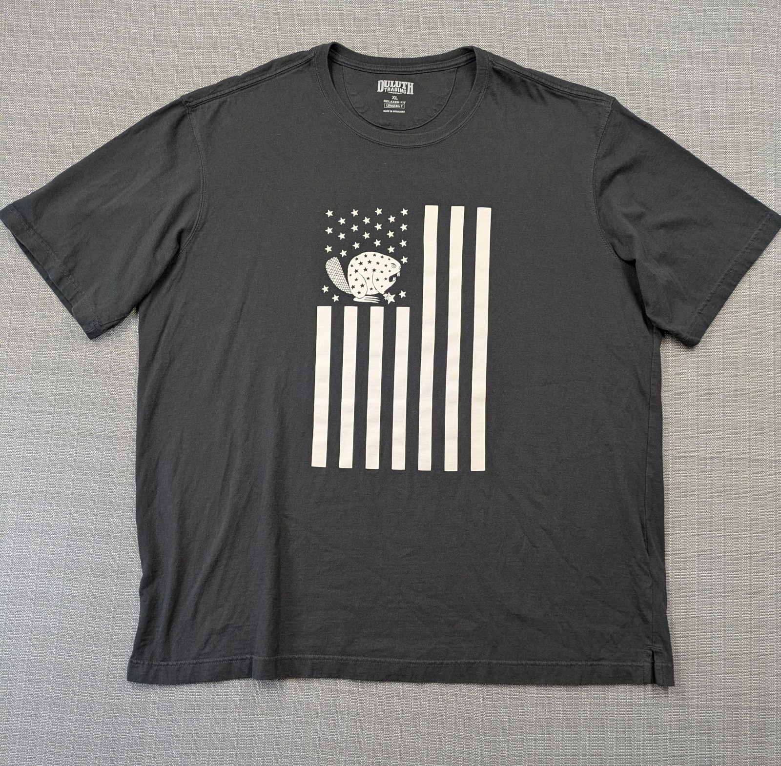 Duluth Trading Co Shirt Mens XL Gray Longtail T Relaxed Fit Beaver Flag Graphic gallery