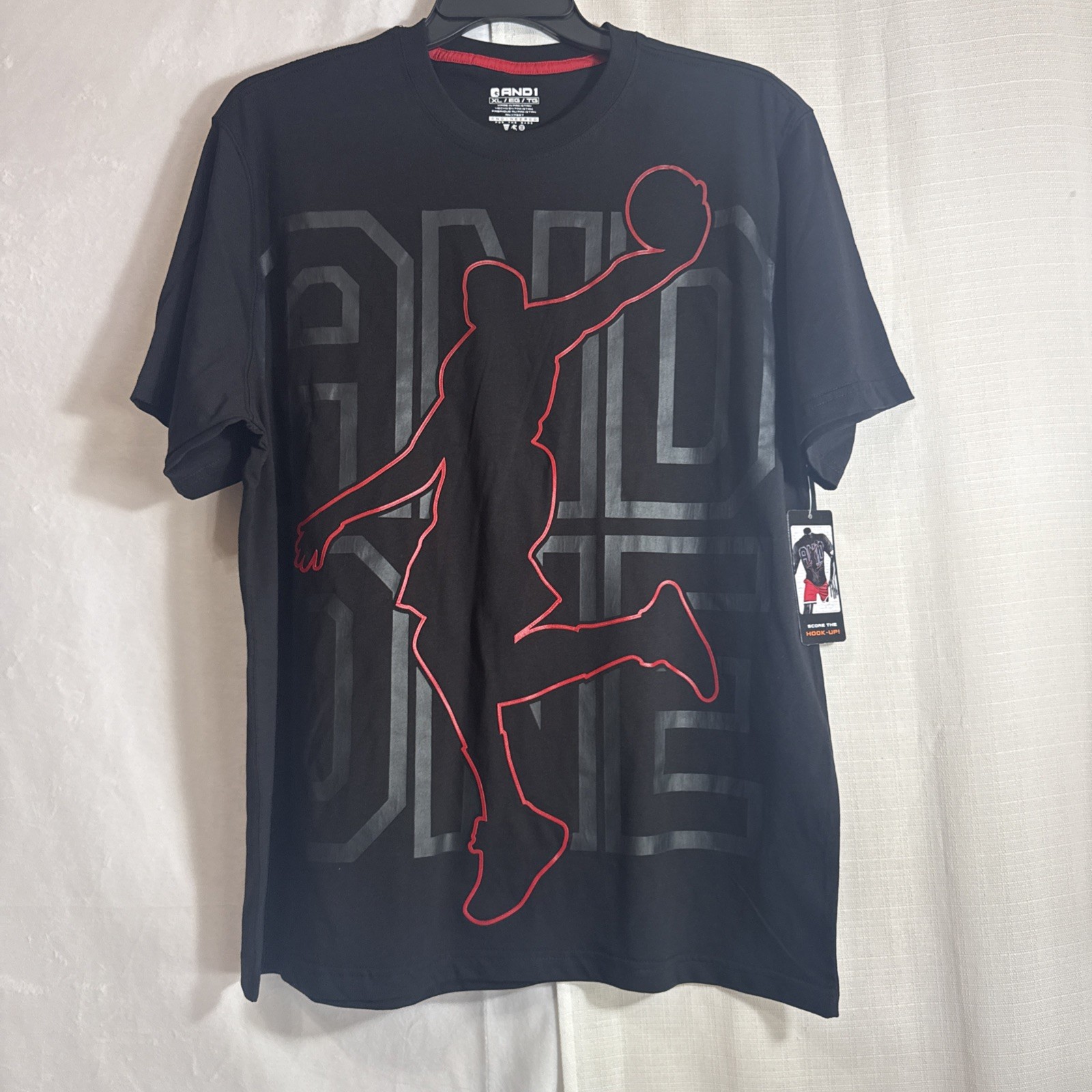 And1 Dunk Logo T-Shirt Black Men Graphic Tee Basketball Size X-Large NWT gallery
