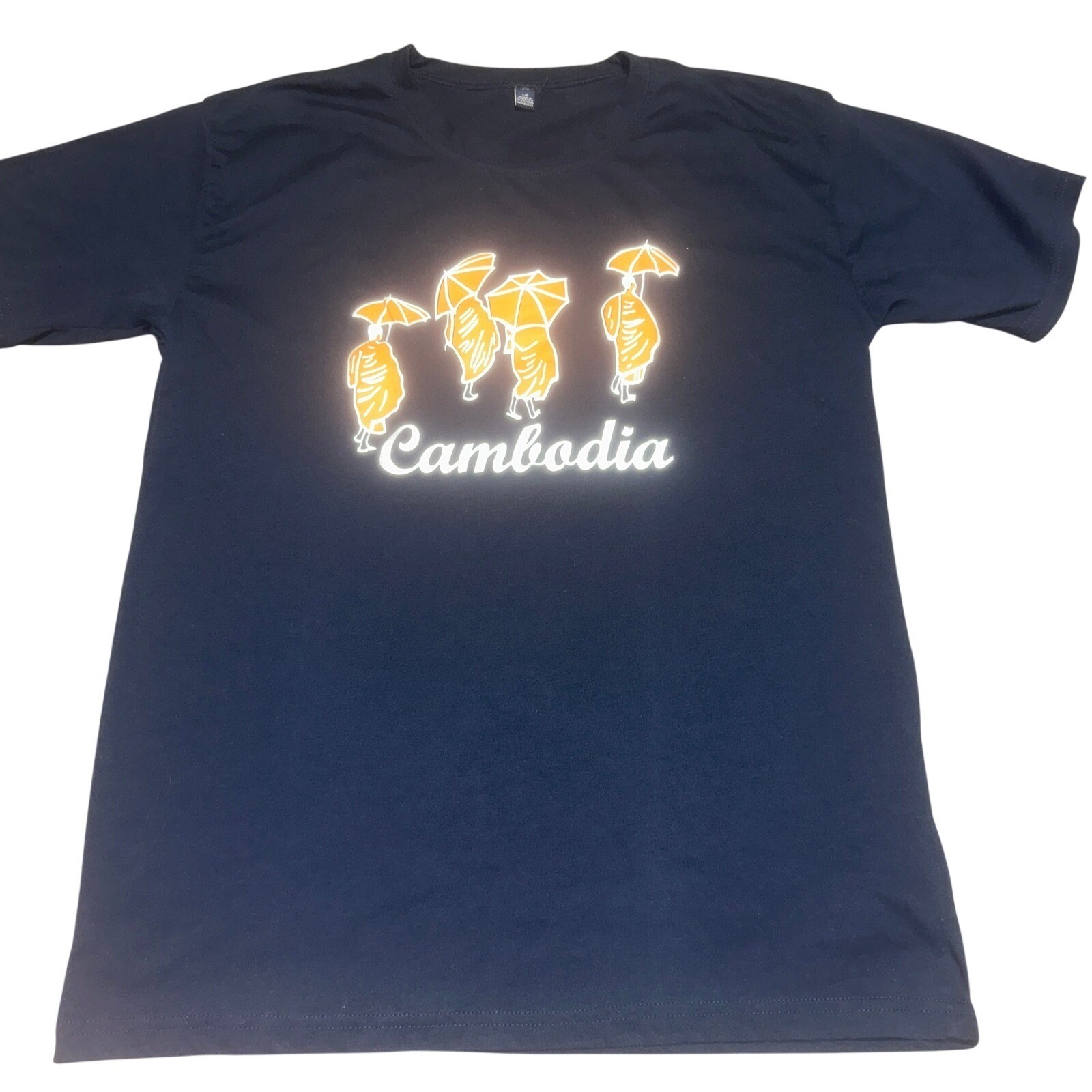 Mens Cambodia Monks Graphic Shirt Large Regular Navy Blue Souvenir Travel Tee gallery