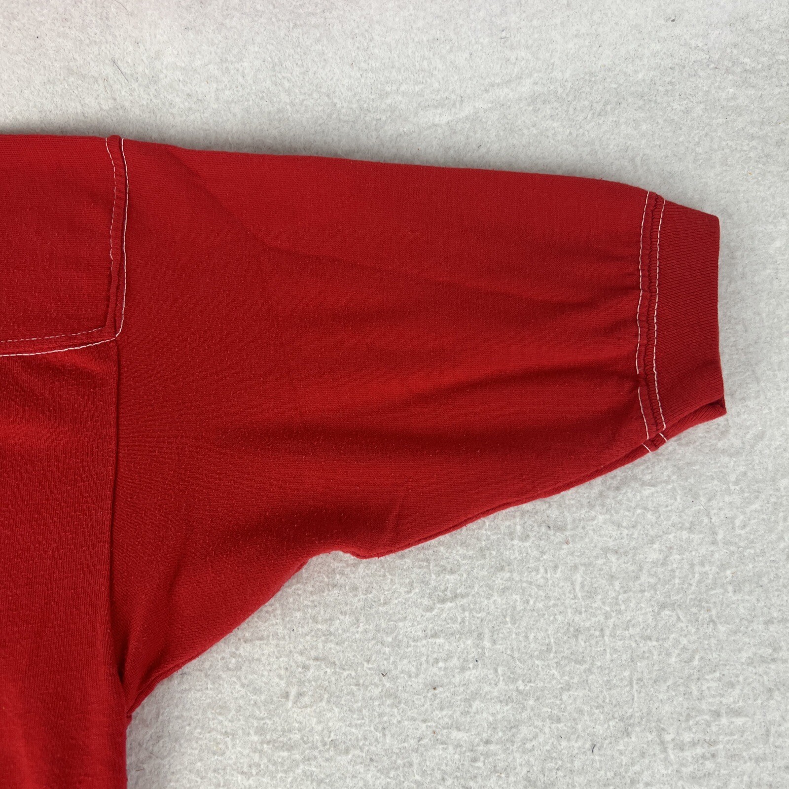 Vintage 70s Highland High School T-Shirt Men’s Size Small Red WA, USA gallery