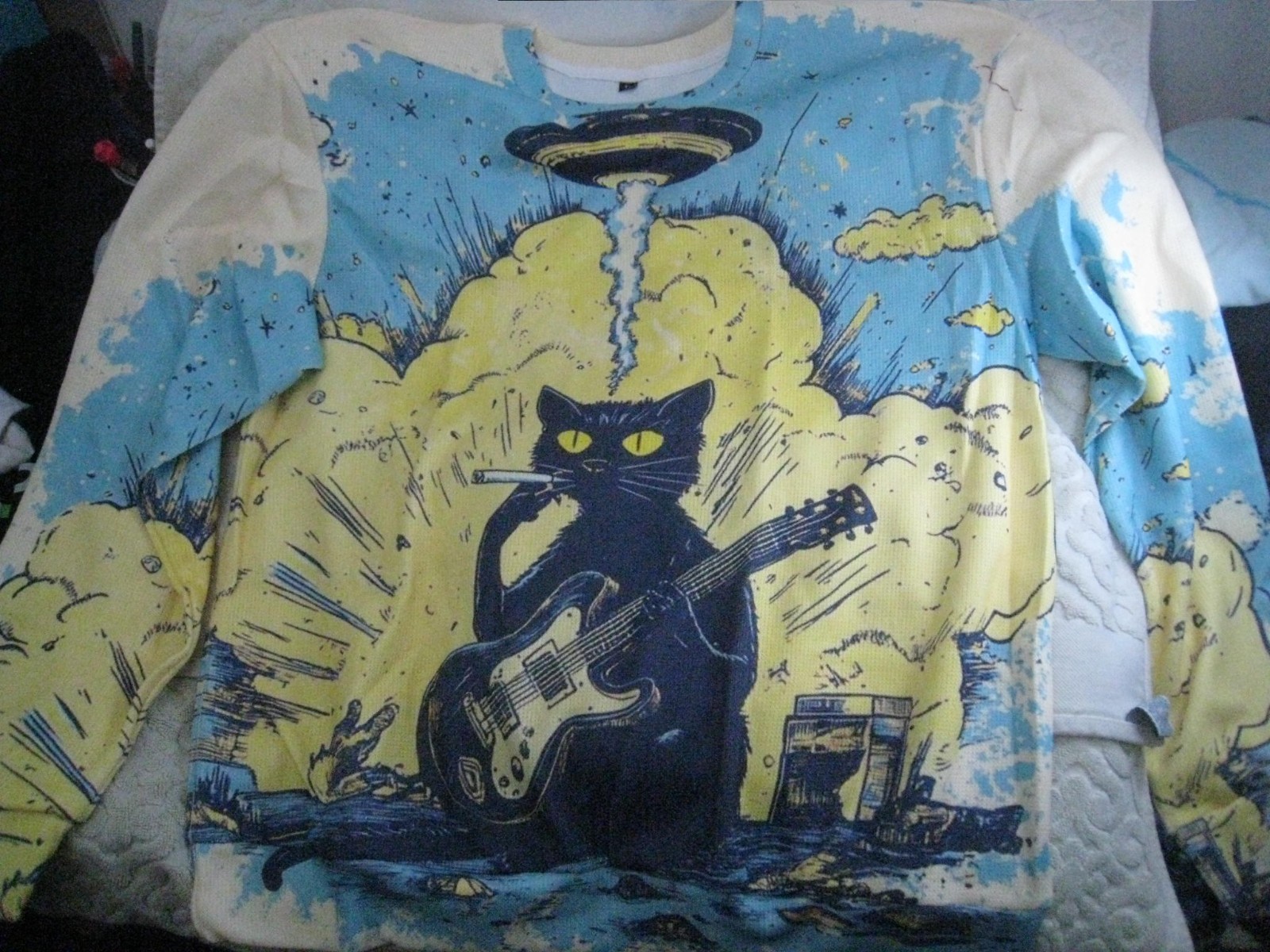 Cat playing guitar smoking UFO long sleeve pullover crew neck shirt MENS XL poly