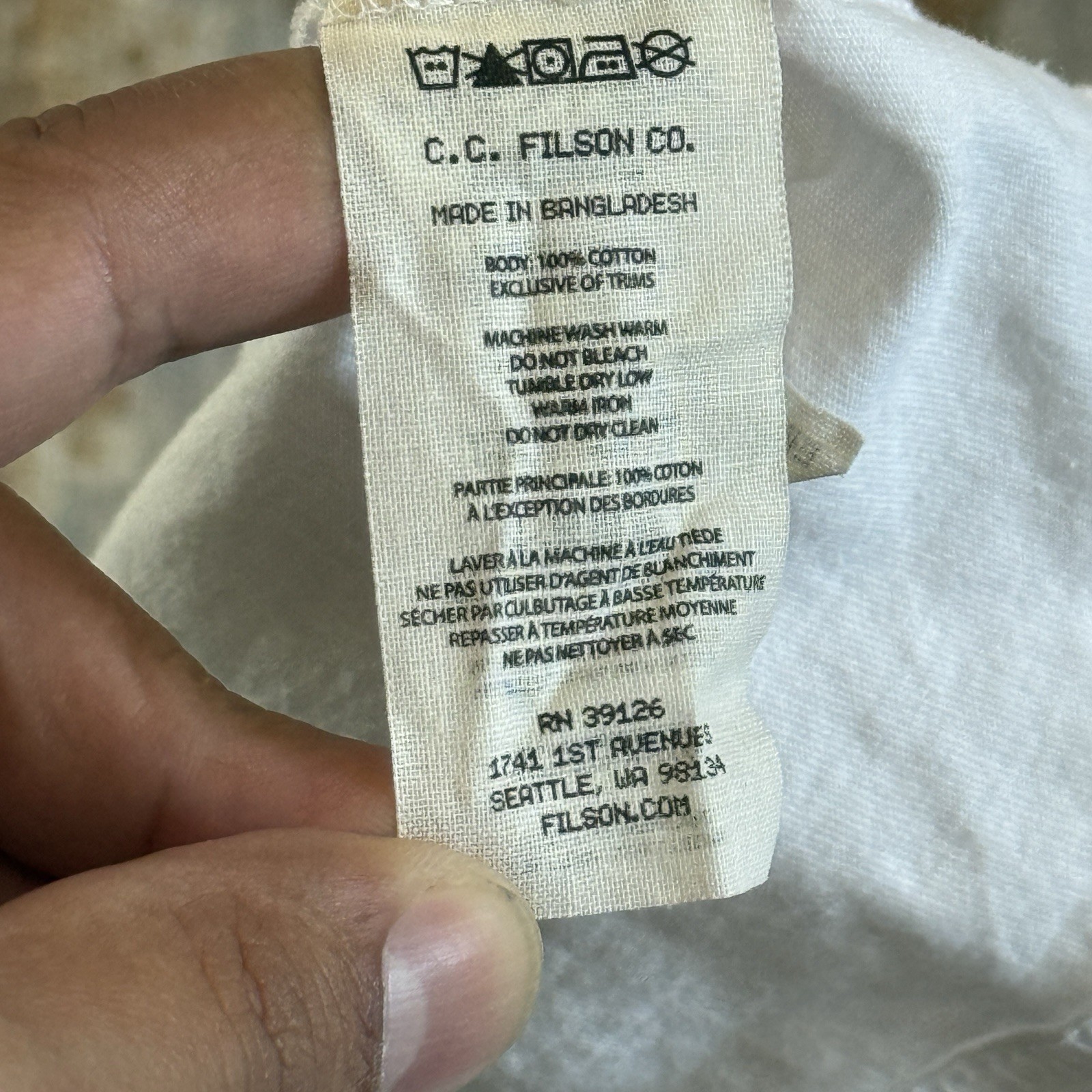 CC Filson T Shirt Mens Size Small Saw Graphic Tee Tree Crest Logo 2022 Cotton gallery
