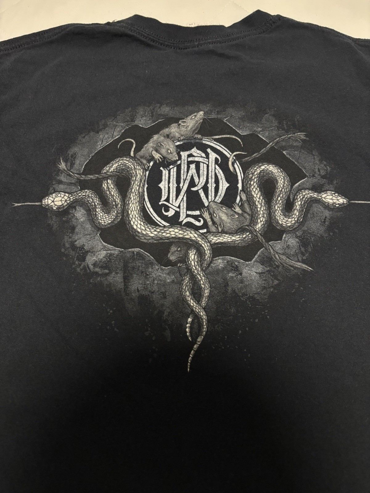 2015 Parkway Drive Crushed Skull Band T-Shirt Size S Ire Album Era Metalcore PWD gallery