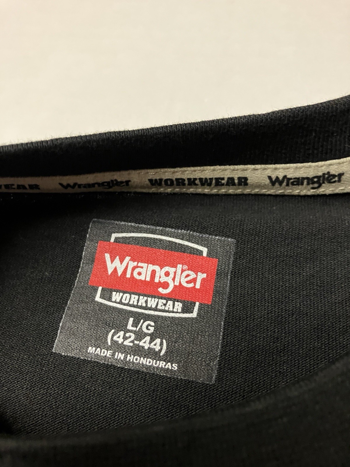 Wrangler Workwear Mens Long Sleeve Heavyweight Pocket Black T-Shirt Size L Large gallery