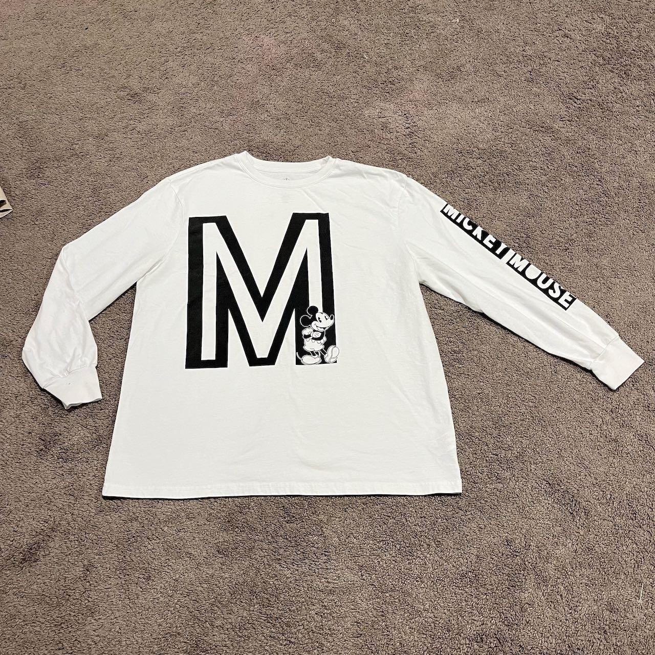 Disney Mickey Mouse Graphic Long Sleeve Crewneck T-Shirt Men's XL White Tee gallery