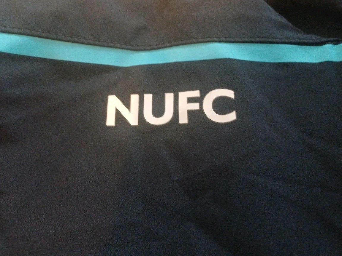 Newcastle United Castore Training Anorak Jacket Blue Black Hooded 1/4 Zip Mens M gallery