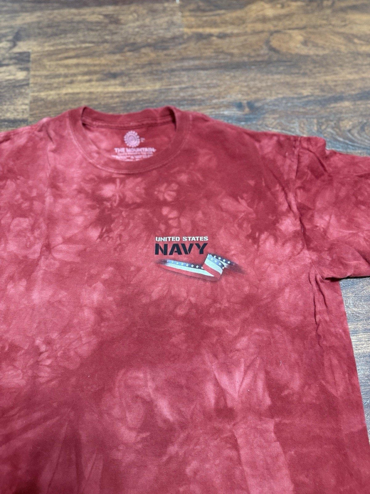 The Mountain Mens T-shirt Red US Navy Remember Everyone Retired Logo LARGE gallery