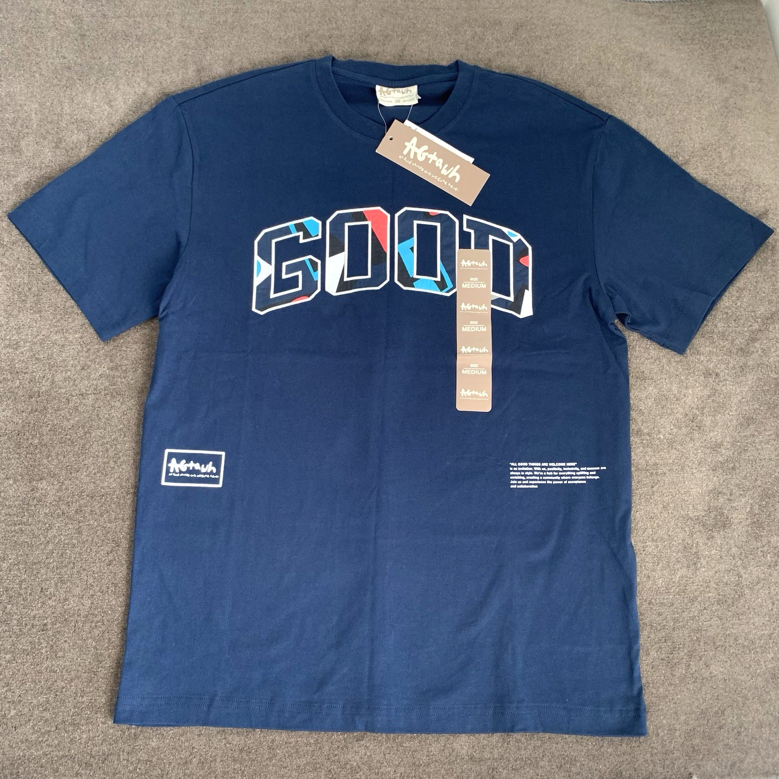 AGTAWH Men’s T-Shirt Size Medium Good Embroidered Graphic Print Tee Navy Blue