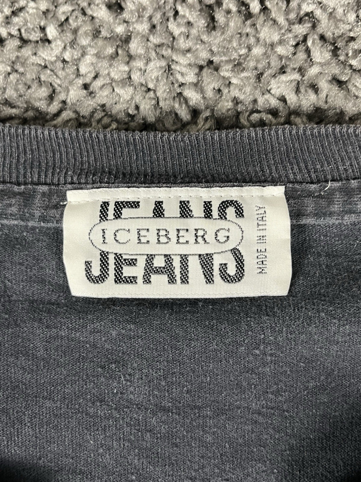 Vintage 90’s Bugs Bunny Looney Toones Iceberg Jeans Long Sleeve LG Double Sided gallery