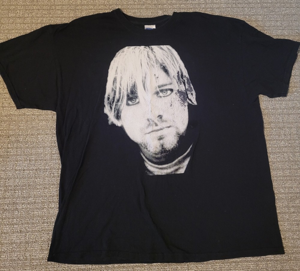 Vintage Kurt Cobain Portrait Tshirt Black Size XL Nirvana Y2K