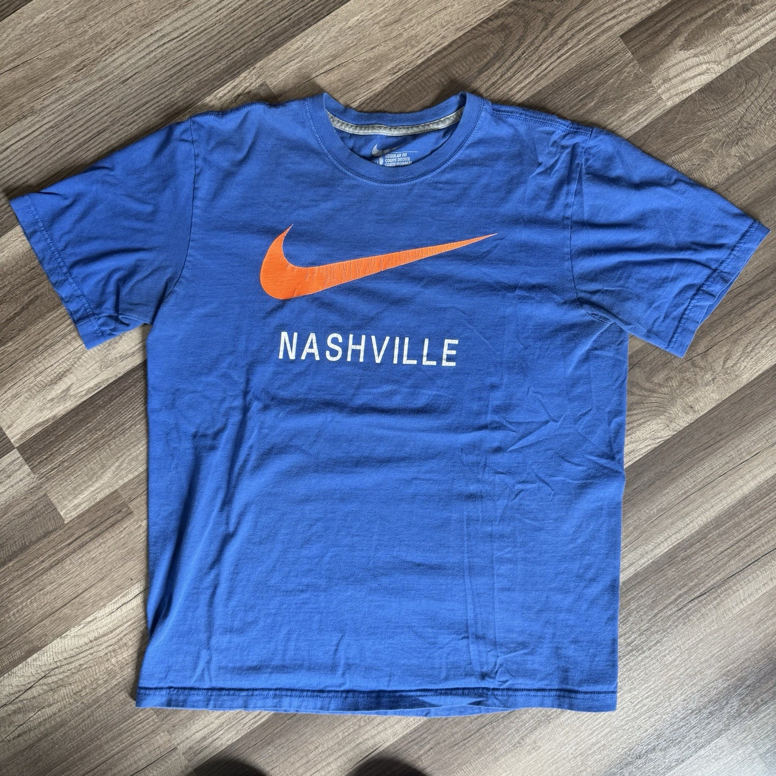 Nike Mens Blue Nashville Graphic Logo Crew Neck Regular Fit T-Shirt Size M gallery