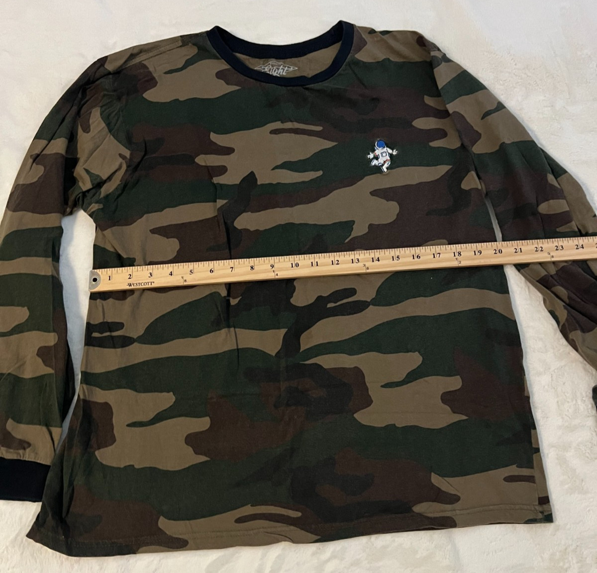 Eighty Eight Mens XL Camo Long Sleeve Shirt Green Brown Crew Neck Casual Tee gallery