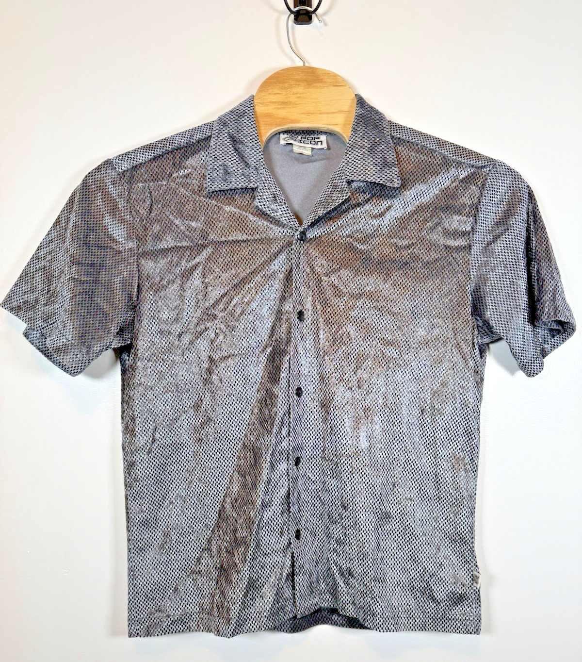 Vintage 90s Pop Icon Men Large Made in the USA Silver Textured Velour S/S Shirt gallery