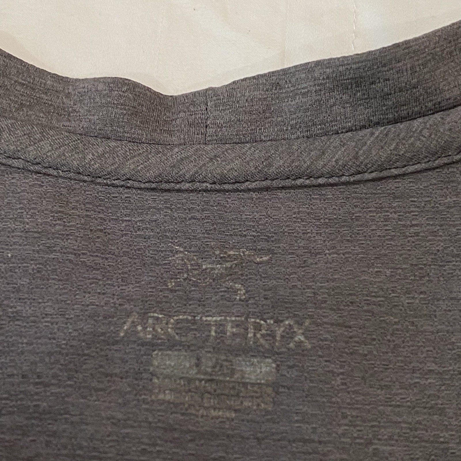 Arcteryx Cormac Crew - Near Excellent - Mens Large - Cinder - 2017 gallery