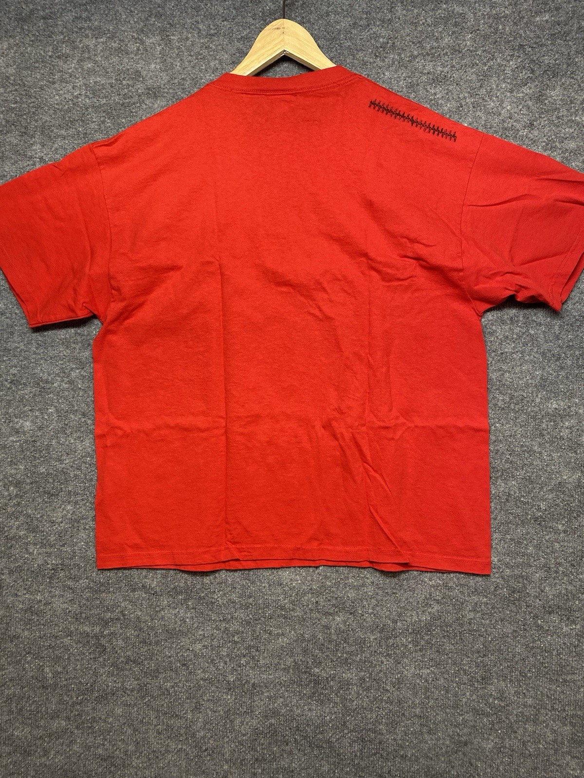 Vans Shirt Mens XL Red Logo Graphic Tee T-Shirt Skateboard Classic No Size Tag. gallery