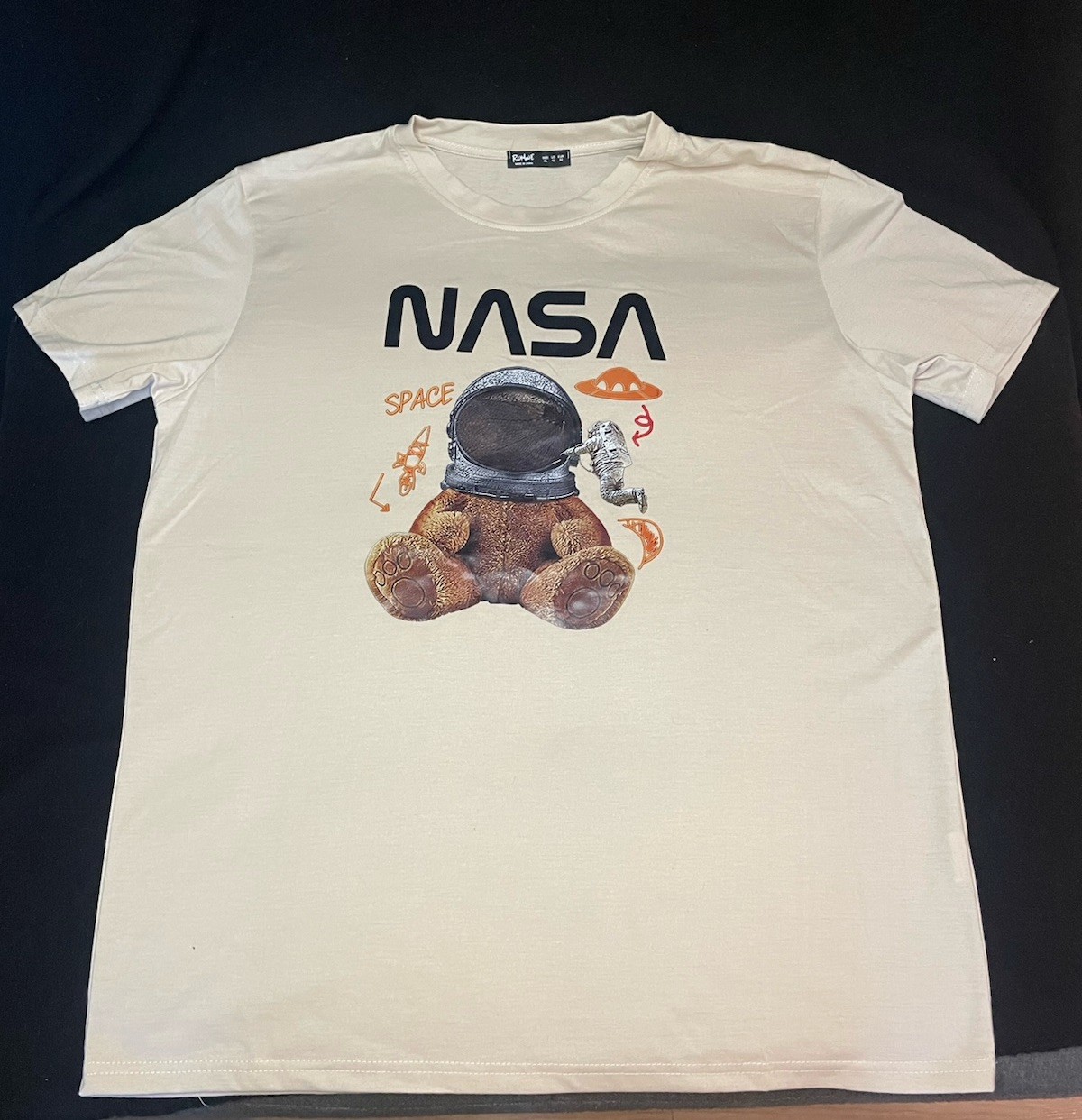 Romwe Men’s Beige NASA Space Graphic Crew Neck Tee Short Sleeve Sz XL gallery