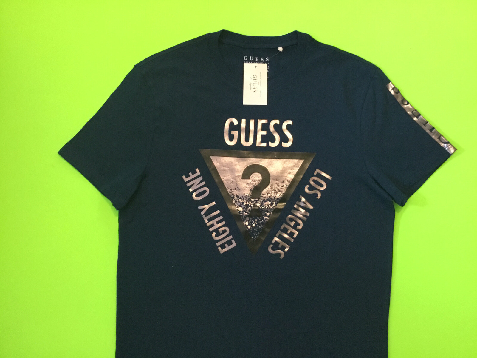 GUESS Los Angeles Men’s Short Sleeve T-Shirt Size LARGE Blue w/Dark Silver NEW gallery