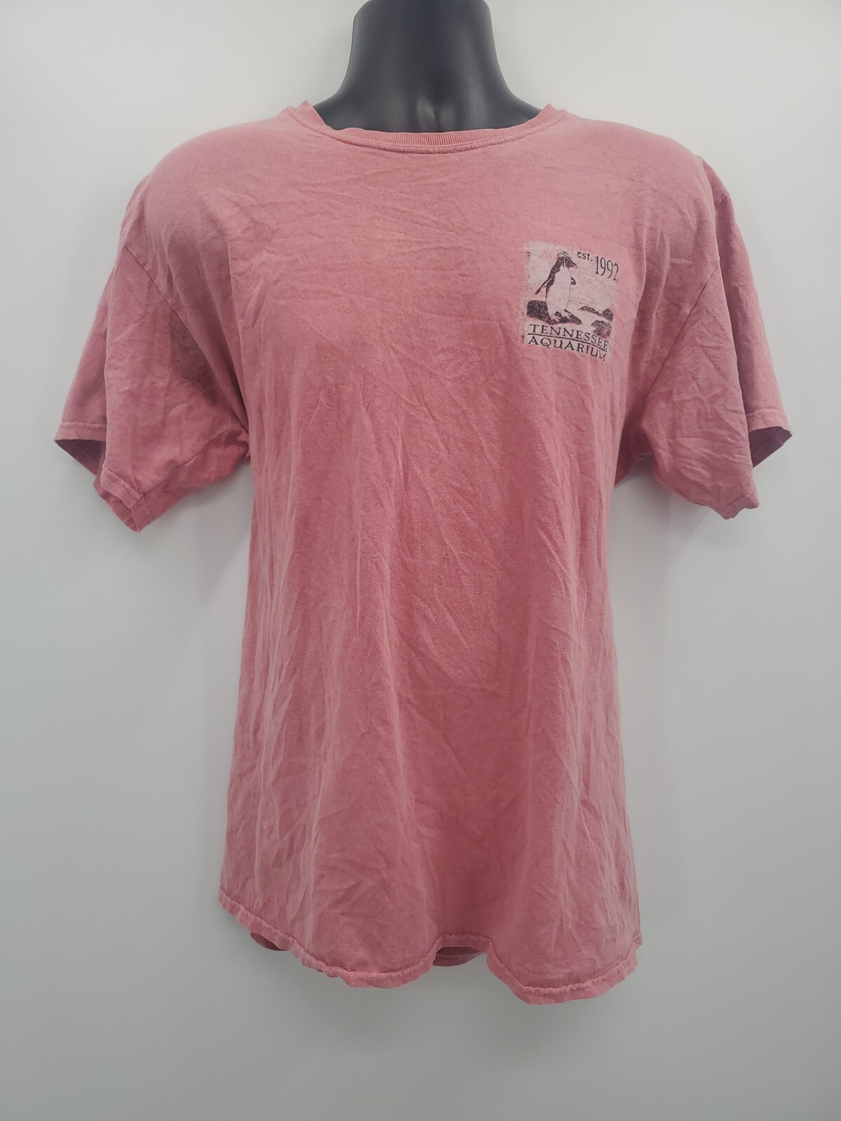RFBF Men’s Pre Shrunk Washed Pink “TENNESSEE AQUARIUM” Shirt Size Large