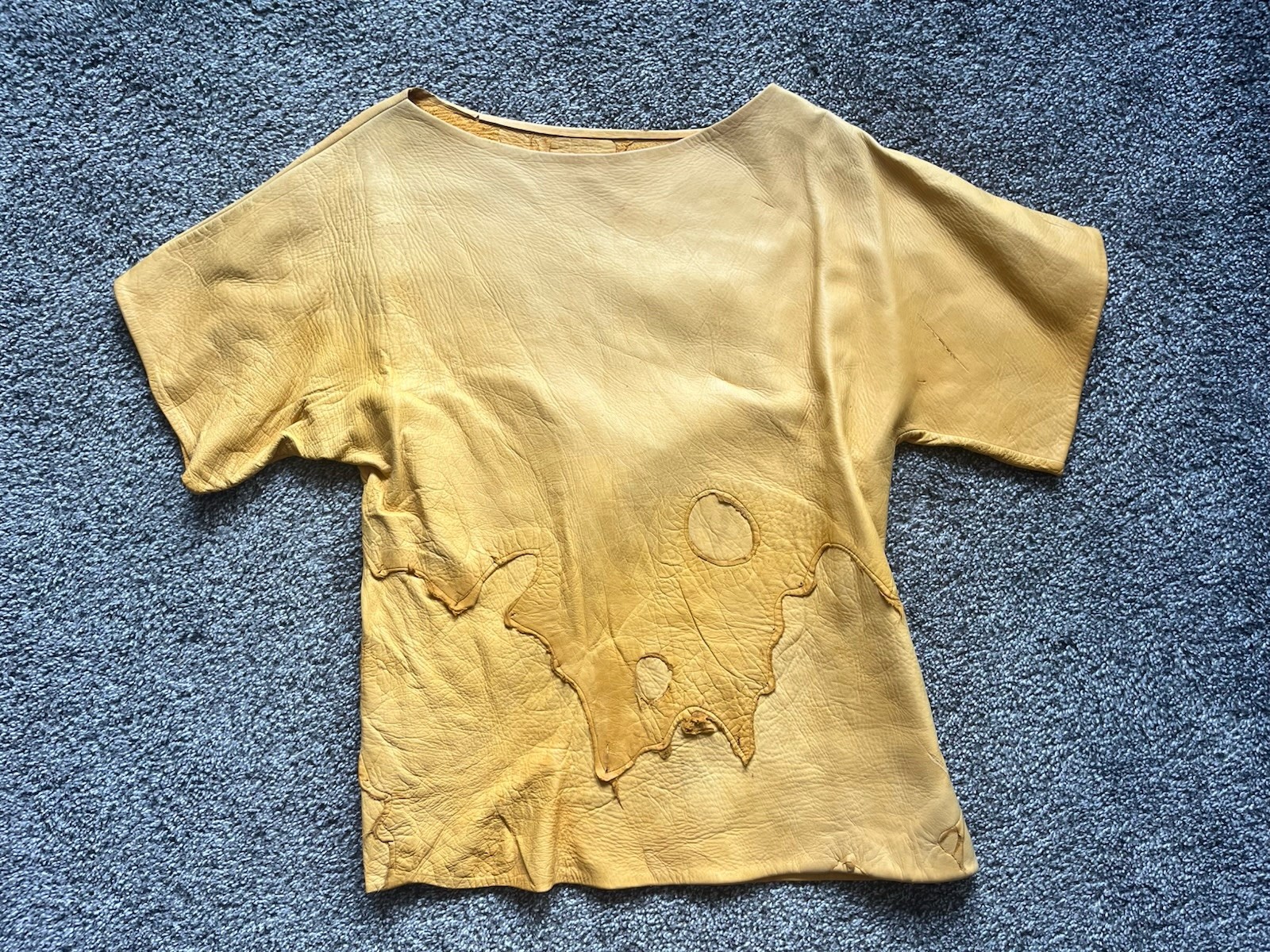 Vintage RARE deerskin leather top Handmade Artist Stamped Tag Short Sleeve Z3