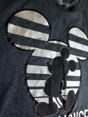Mickey Mouse Disney Silver Graphic Detail T Shirt Sz 2XL Please See Description