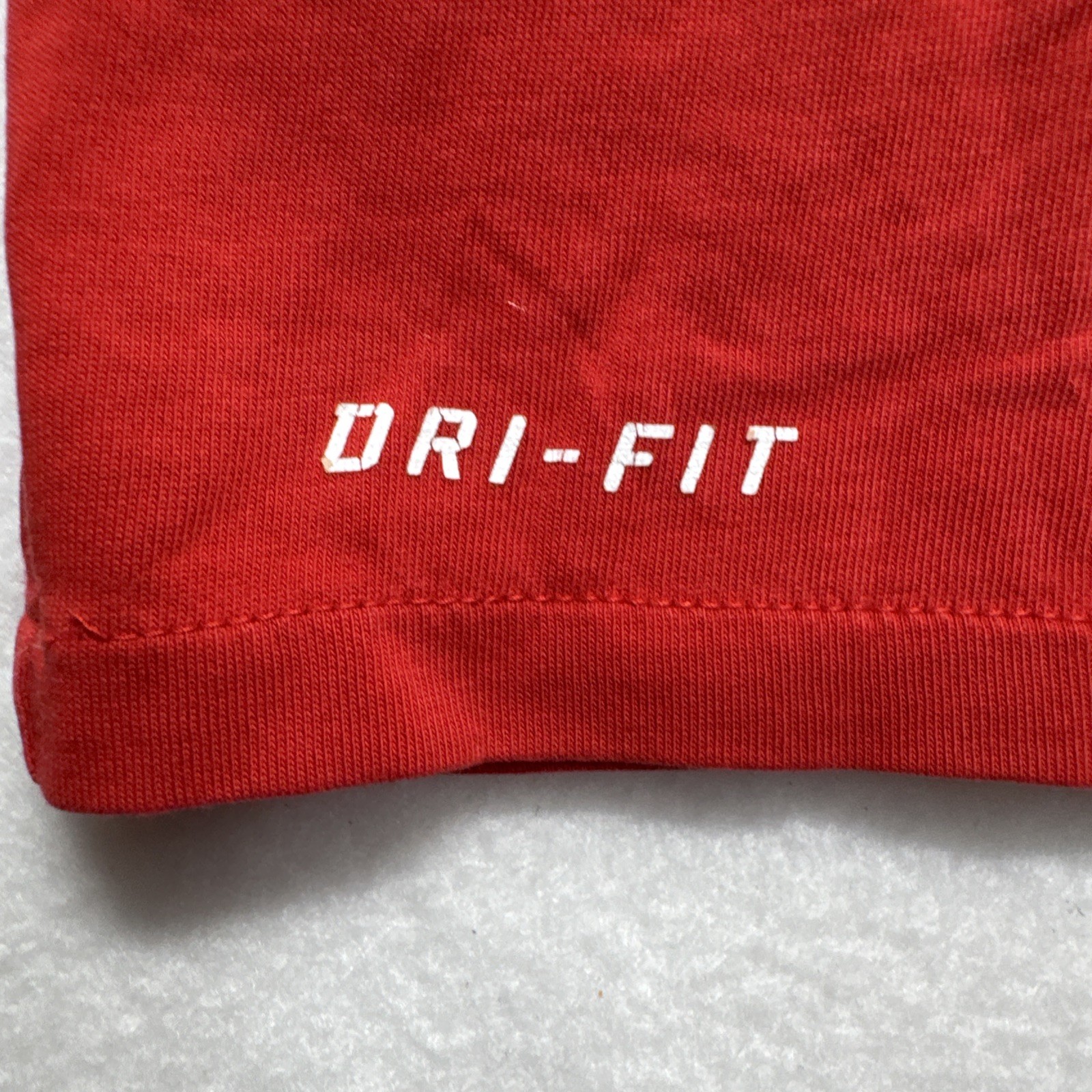 Nike Fly Shirt L Red Dri-FIT The Nike Tee Moisture Wicking Quick Drying gallery