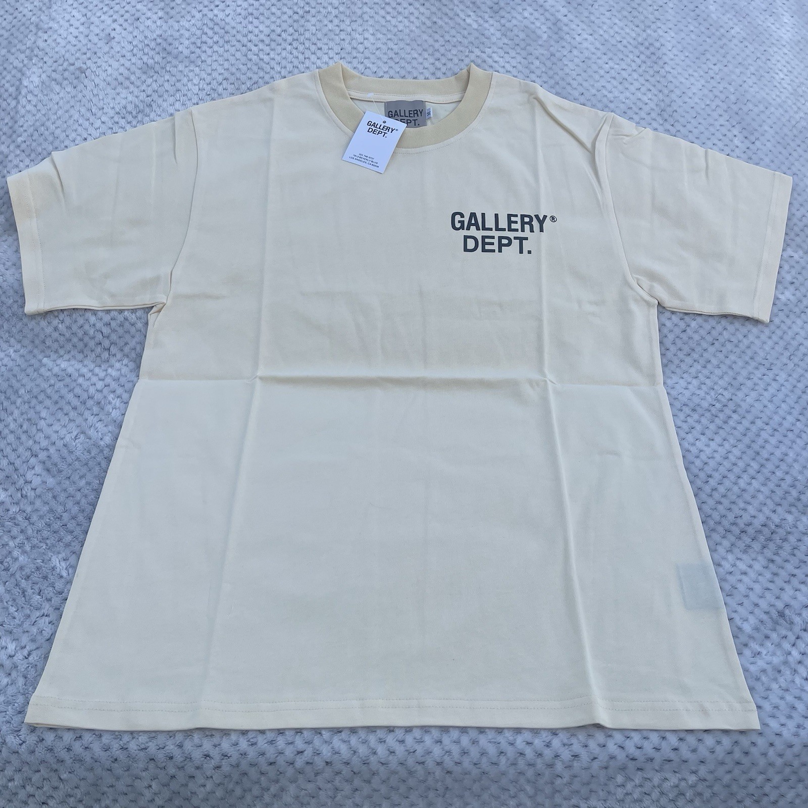 Gallery Dept Souvenir T-Shirt - Khaki Size Medium gallery