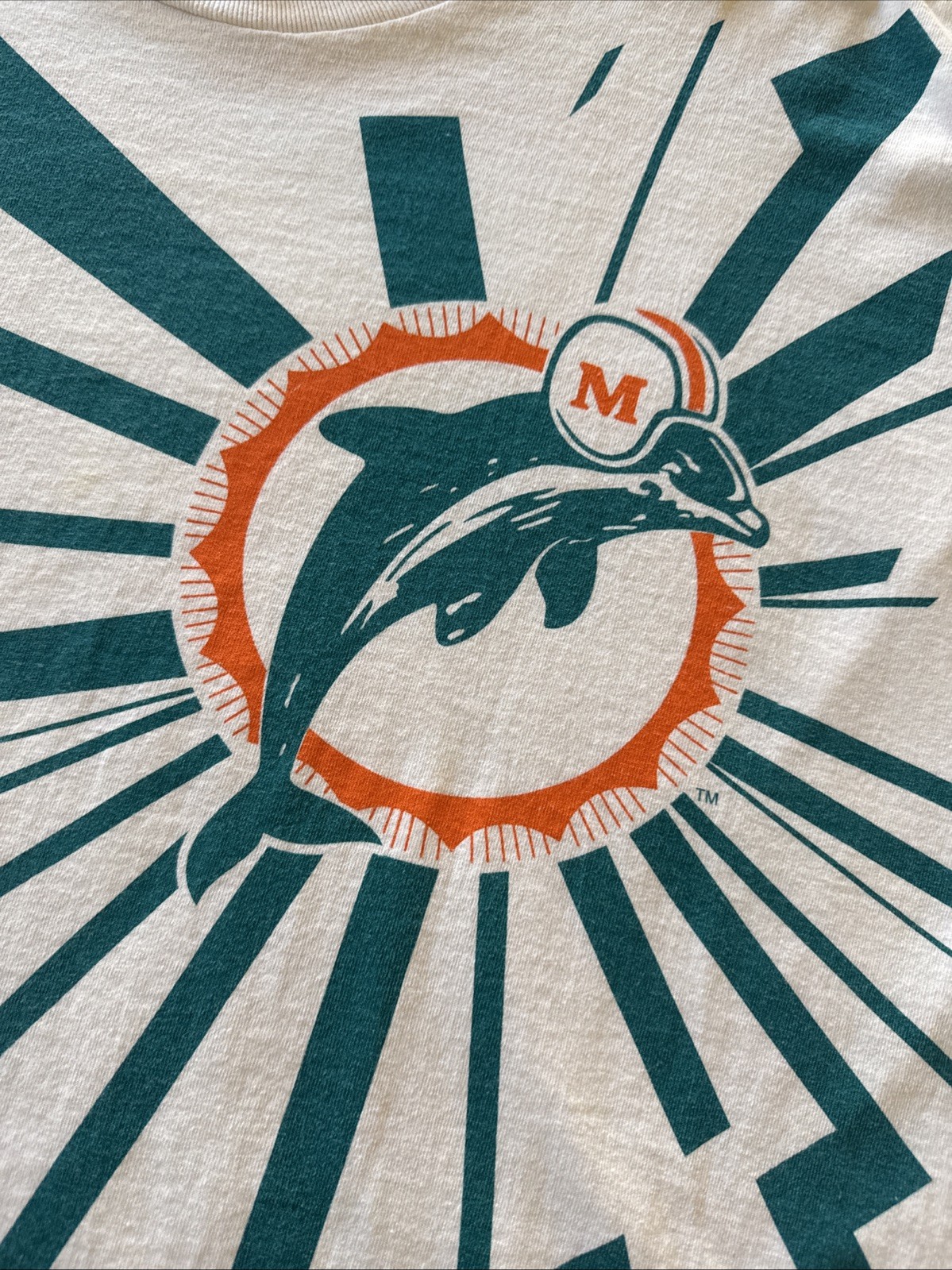 VTG 1996 STARTER Miami Dolphins T-Shirt Size Large Collision Shock Wave NFL Rare gallery