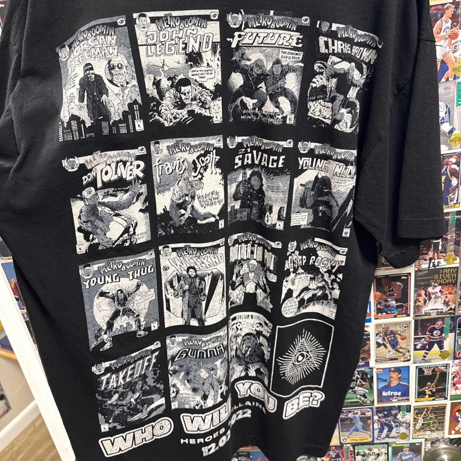 Metro Boomin Heroes And Villains Comic Tour Tee Large gallery