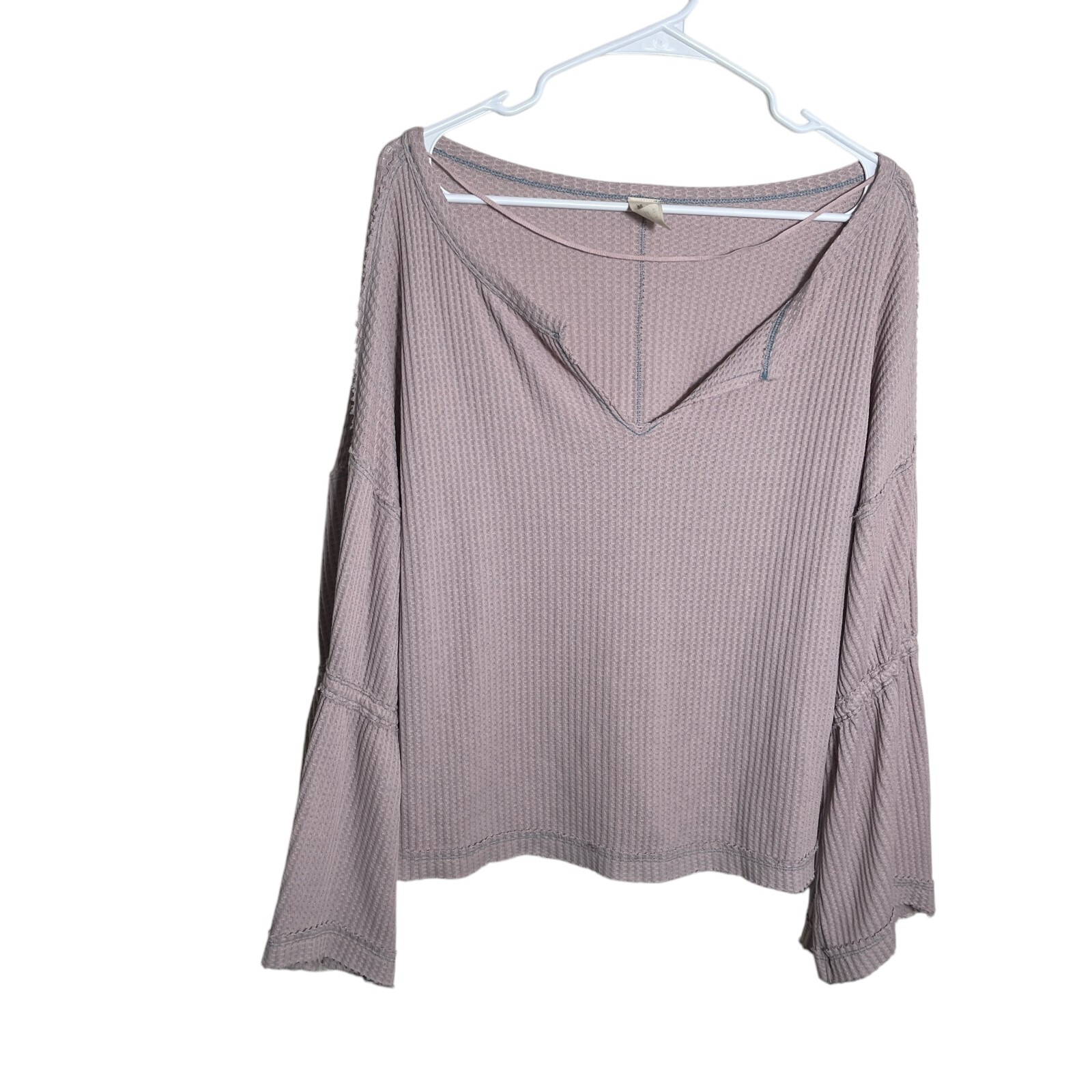 We The Free Blouse Women's Medium Thermal V-Neck Bell Sleeve Boho Slouchy Shirt gallery