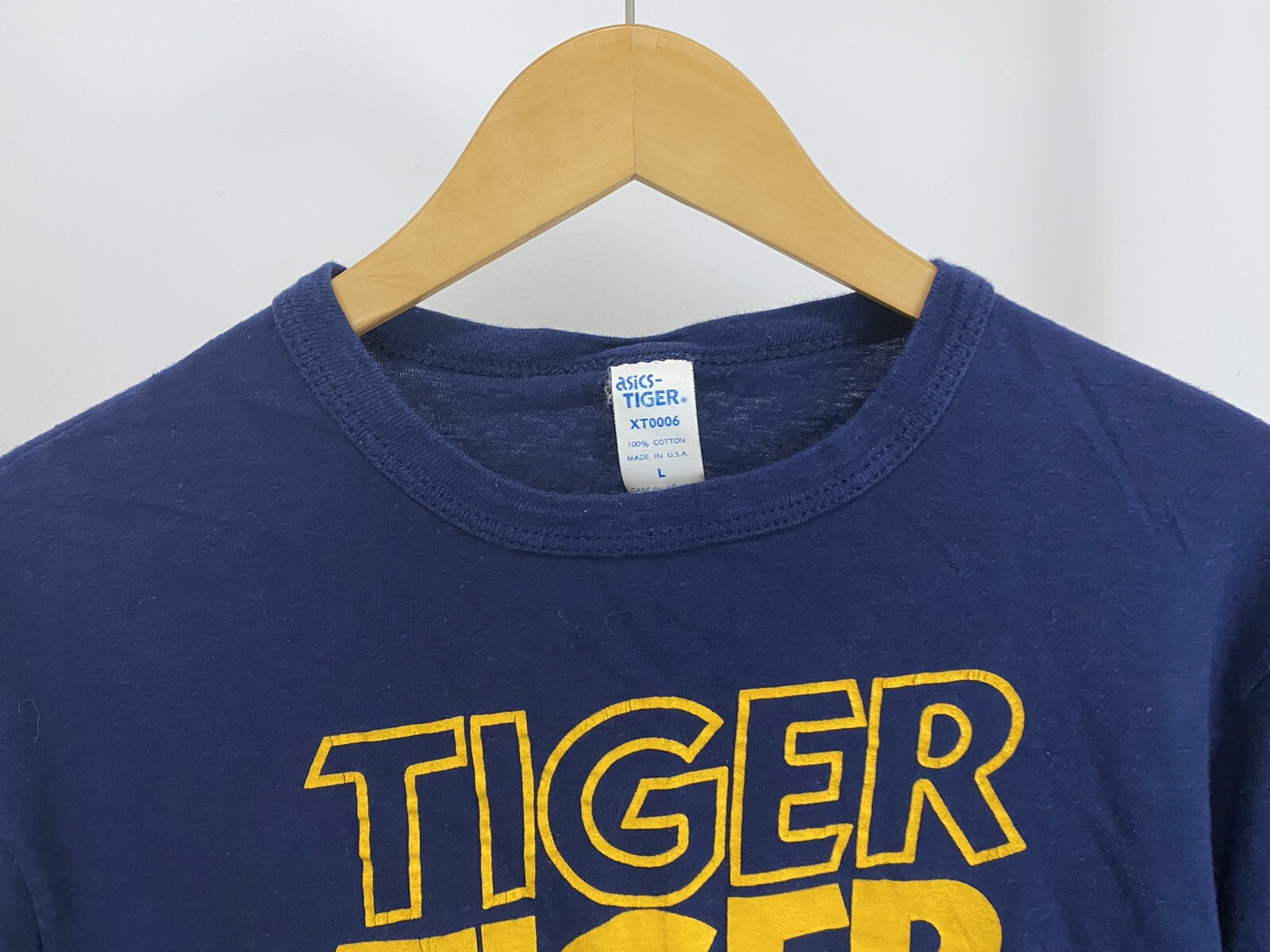 VTG 80s Asics Tiger Onitsuka Short Sleeve Blue T-Shirt Size L USA RARE gallery