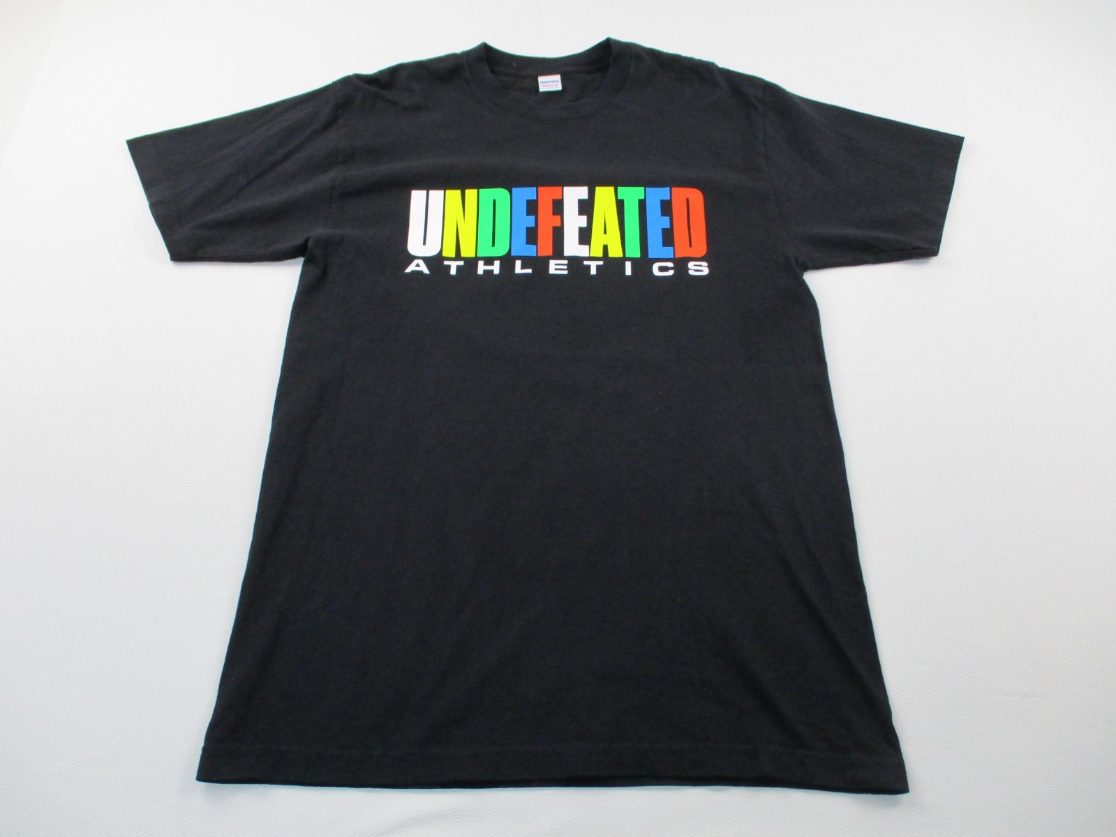 Undefeated Athletics Shirt Mens Medium Black Logo Short Sleeve USA