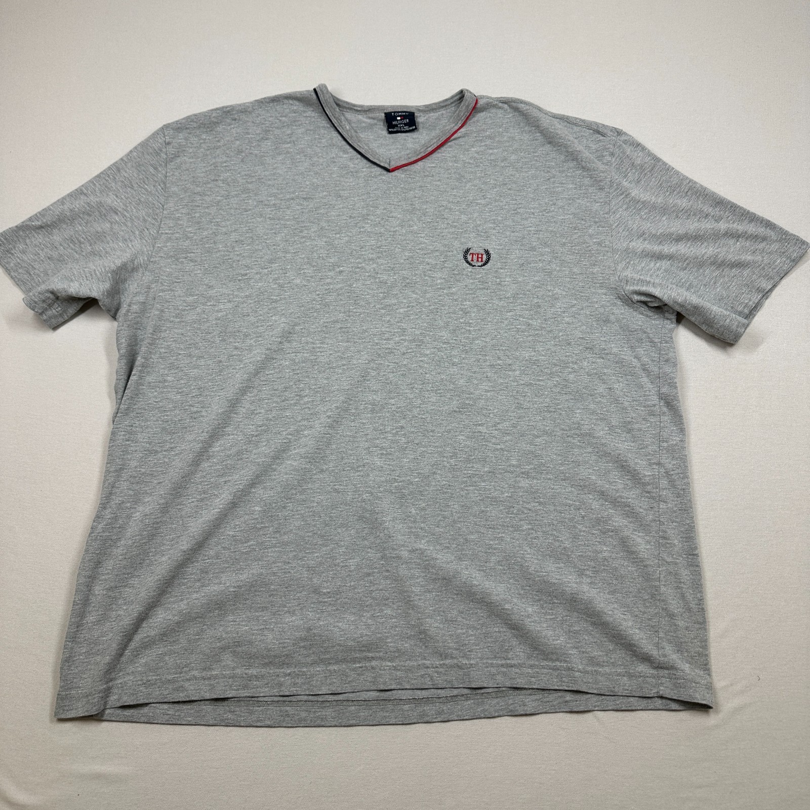 Tommy Hilfiger Challenge V Neck Gray Y2K T-Shirt - Size XXL gallery