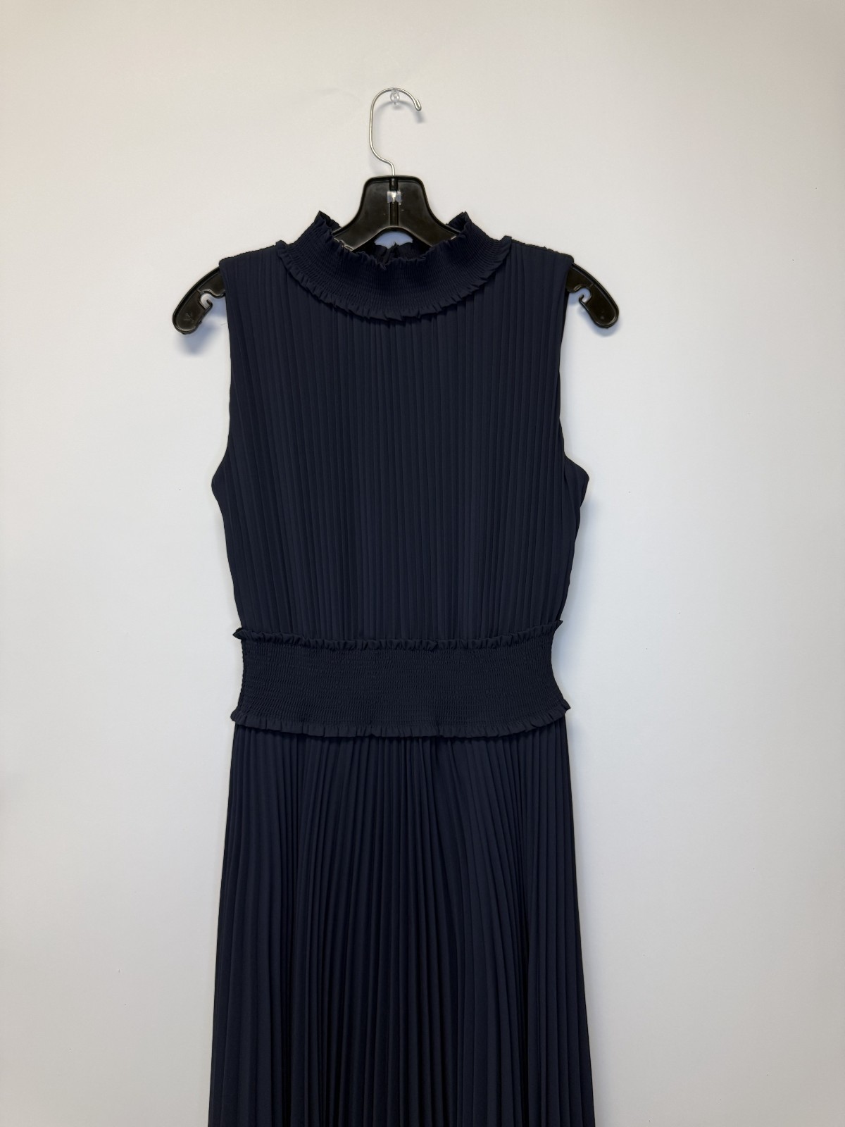 Nanette Lepore Navy Pleated Midi Dress Womens Size 6 Sleeveless Mock Neck gallery