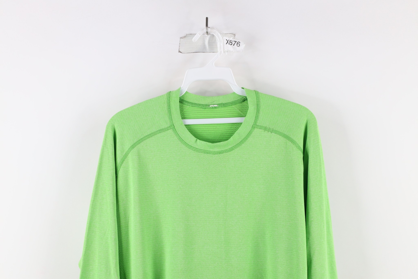 Lululemon Mens L Running Jogging Gym Metal Vent Tech Long Sleeve T-Shirt Green gallery