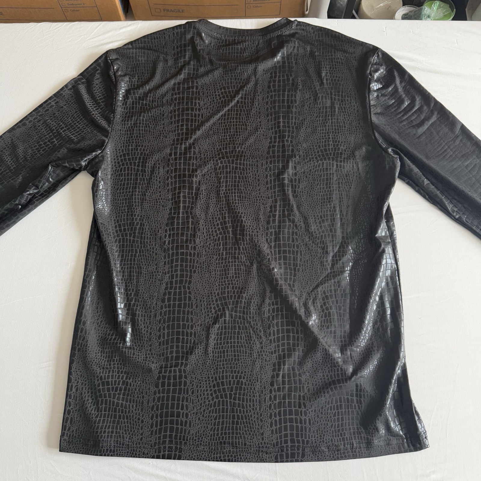 Shiny Alligator Print Long Sleeve Shirt Mens Small Black Lightweight Club Party gallery