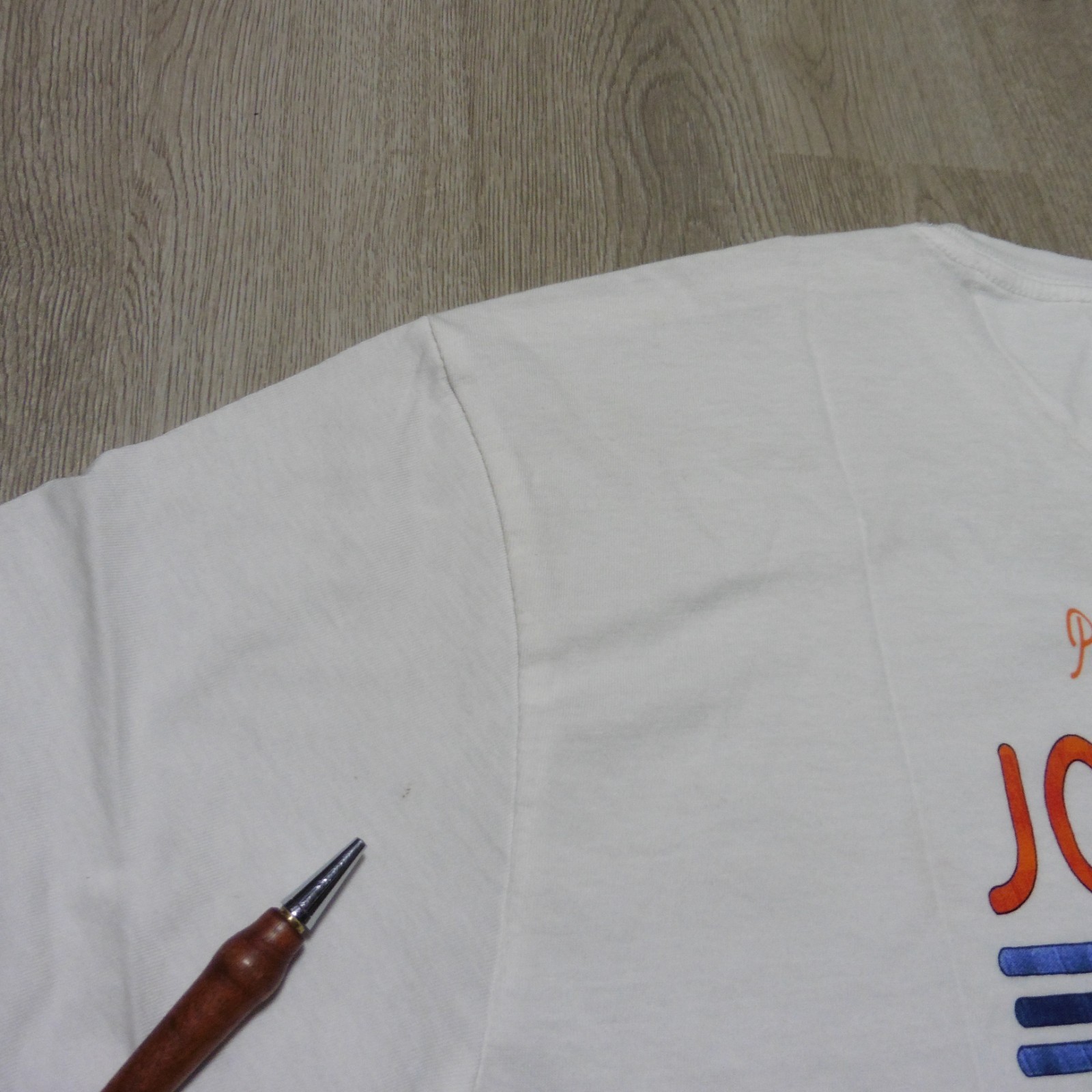 JOHNNIE-O Mens M MEDIUM T SHIRT WHITE BLUE ORANGE DALE 2.0 GOLF gallery
