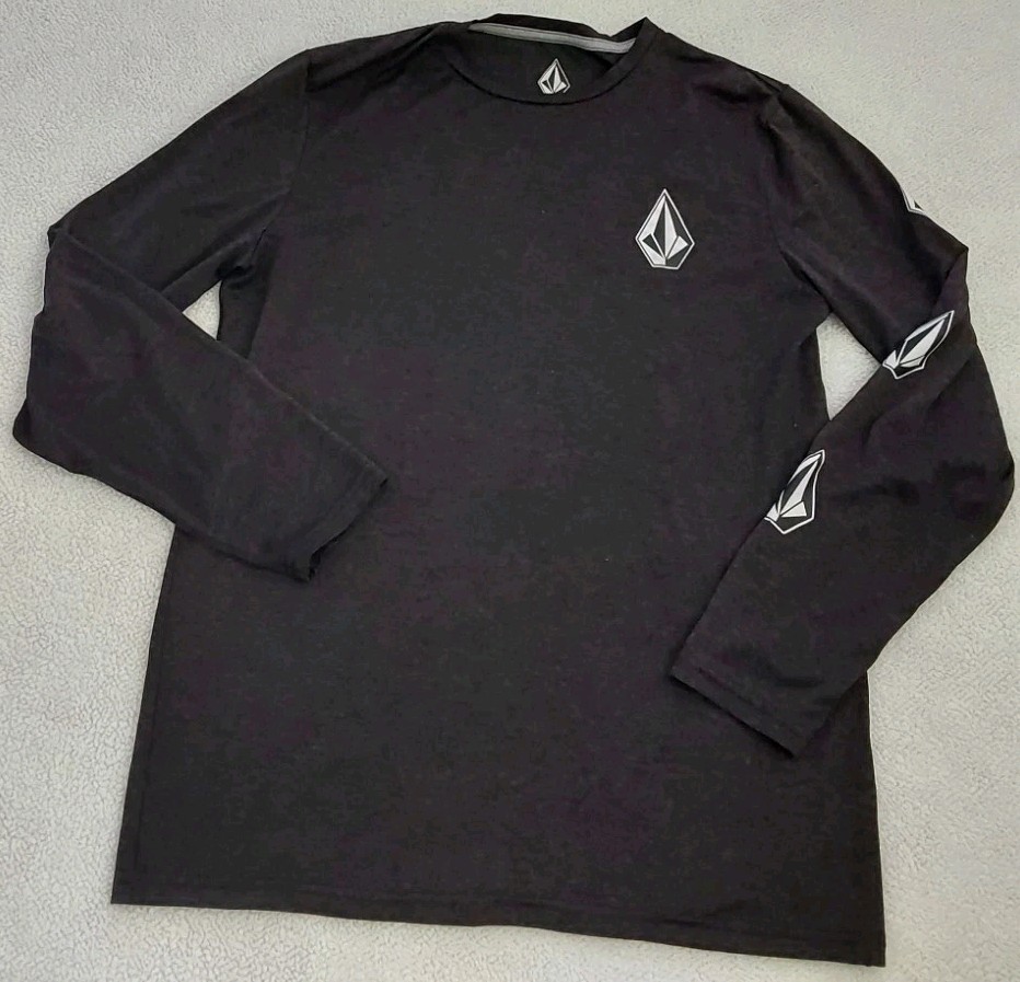 Volcom T-Shirt Men's Small Black Long Sleeve Anti-UV UPF 30+ Outdoor Beach Pool gallery