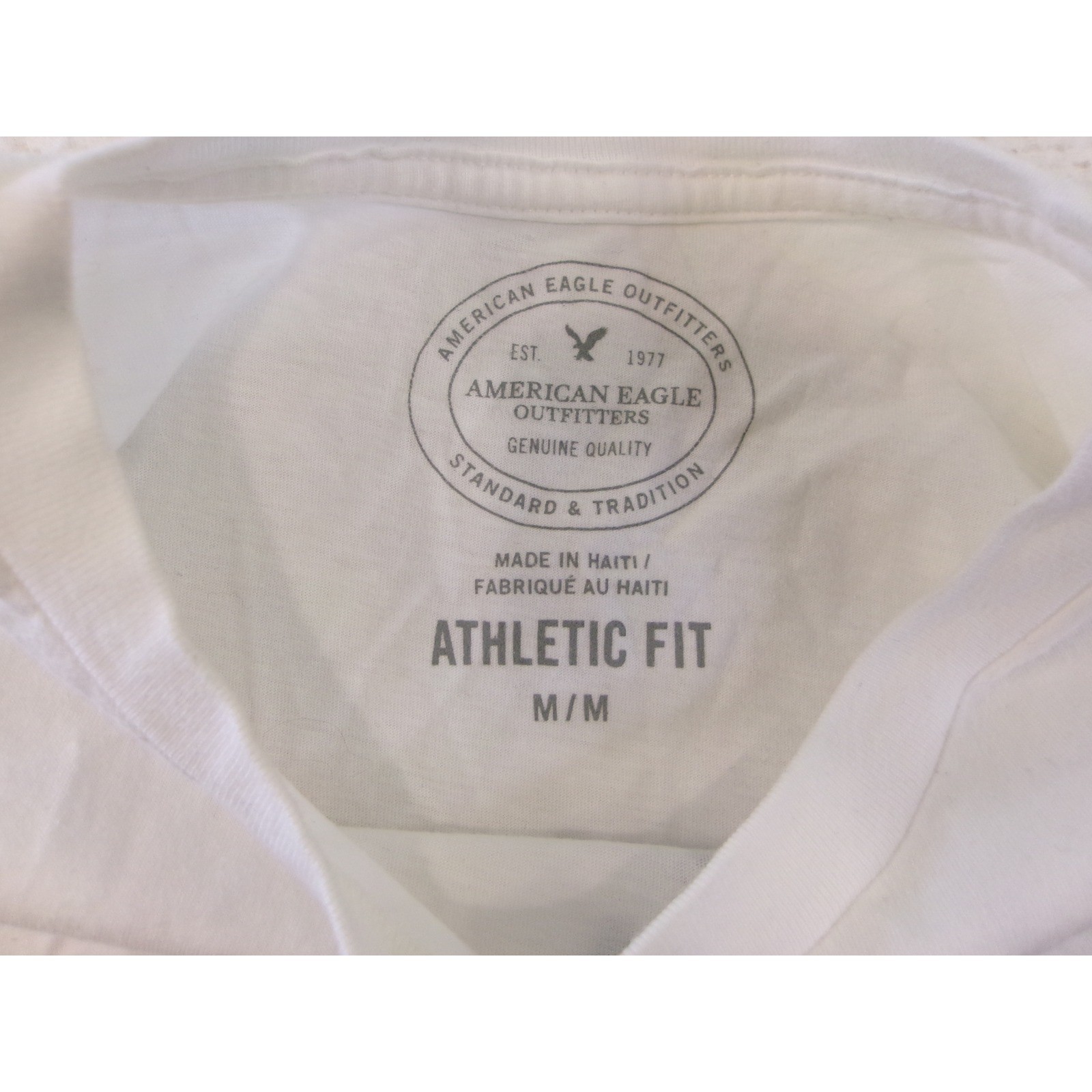 American Eagle Mens Athletic Fit White Pine Forest Diamond Graphic T-Shirt M gallery