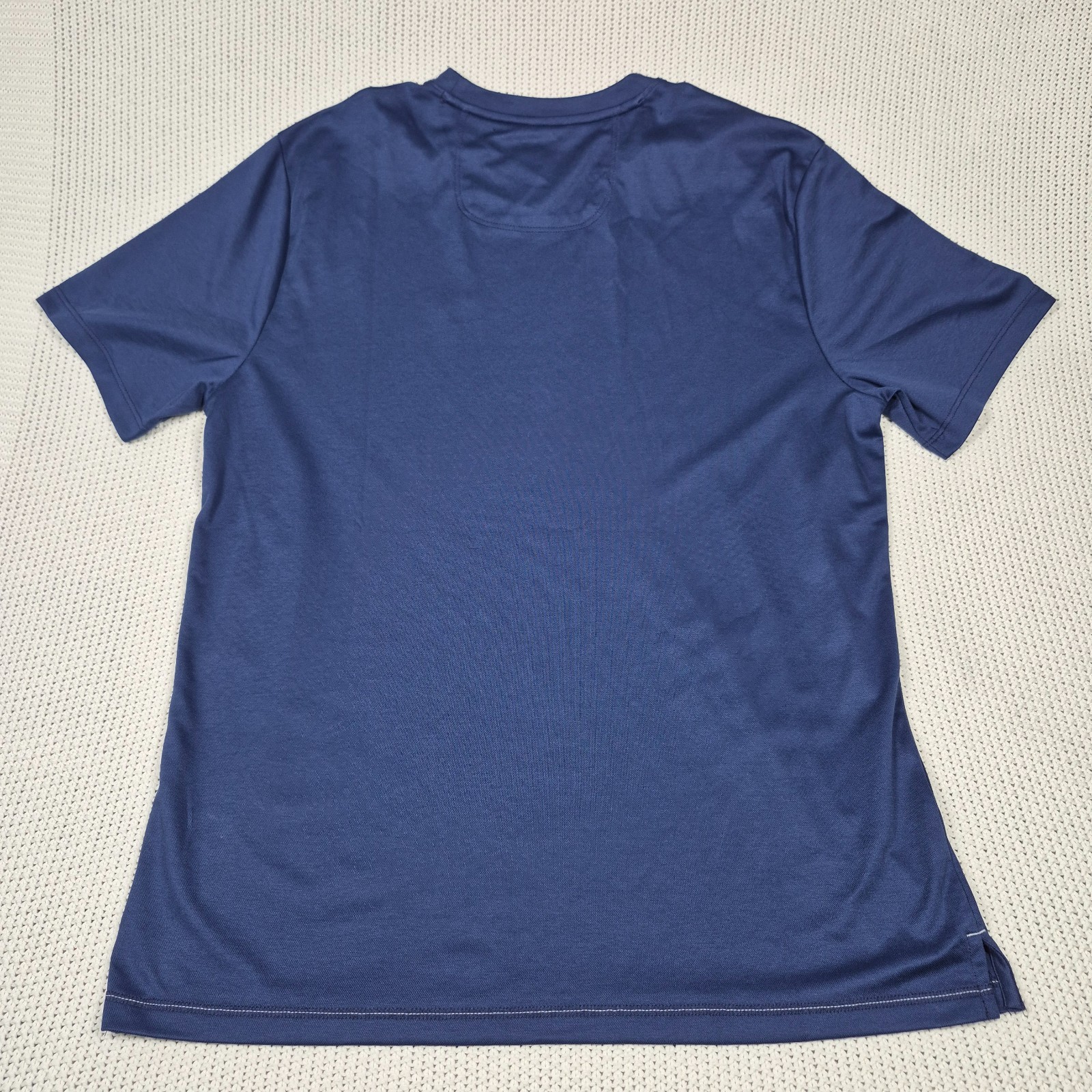 Tommy Bahama Throne Blue Crew Neck Short Sleeve T-Shirt Size Medium Soft Touch gallery