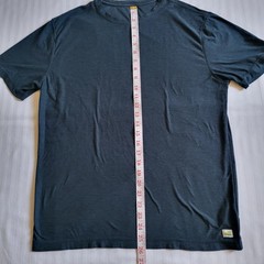 Vuori Strato Tech Tee Men M Heather Navy Short Sleeve Stretch Performance Tshirt