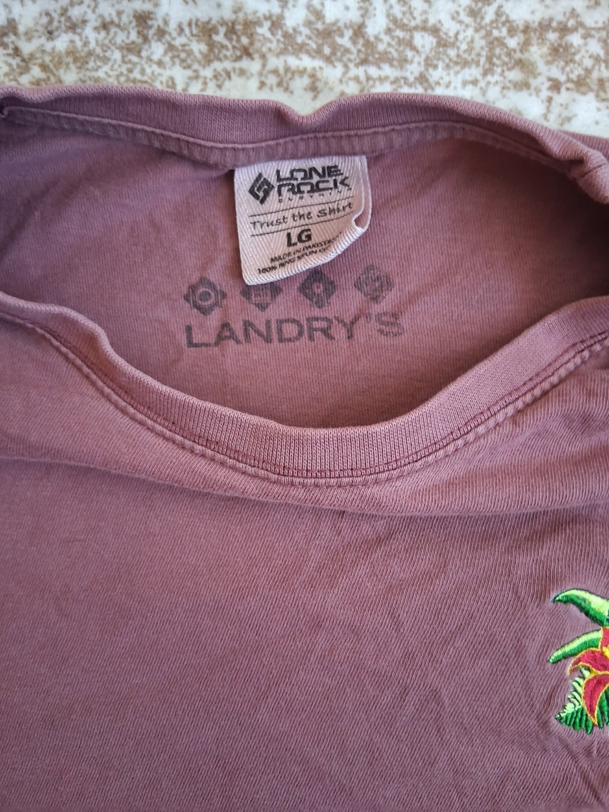 Lone Rock Rainforest Cafe Orlando T Shirt Mens Large Mauve Graphic Print gallery