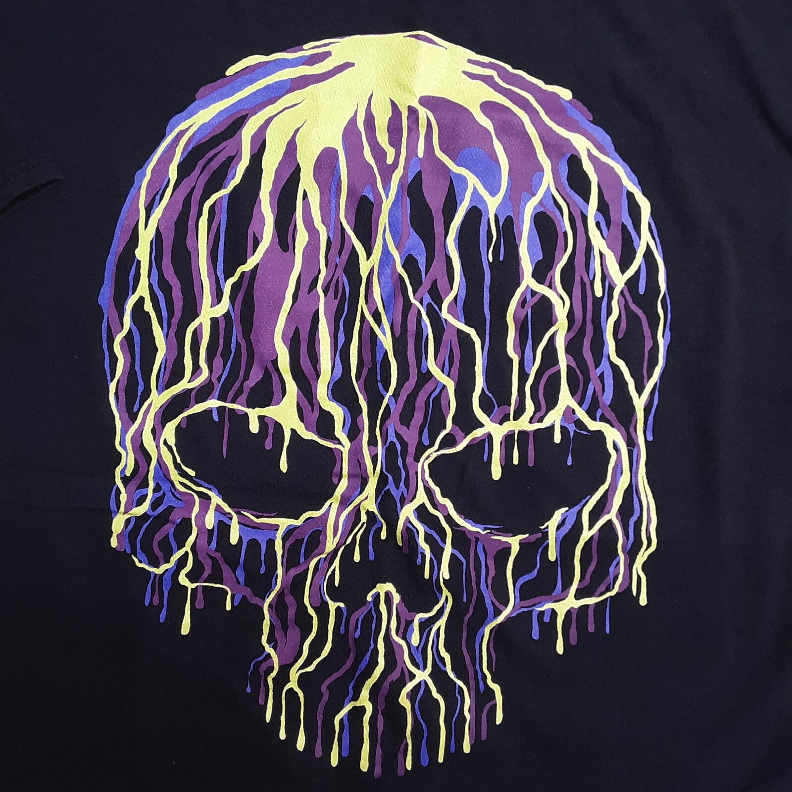 Vintage Graffiti style Skull t-shirt graphic Halloween Print Size XL gallery