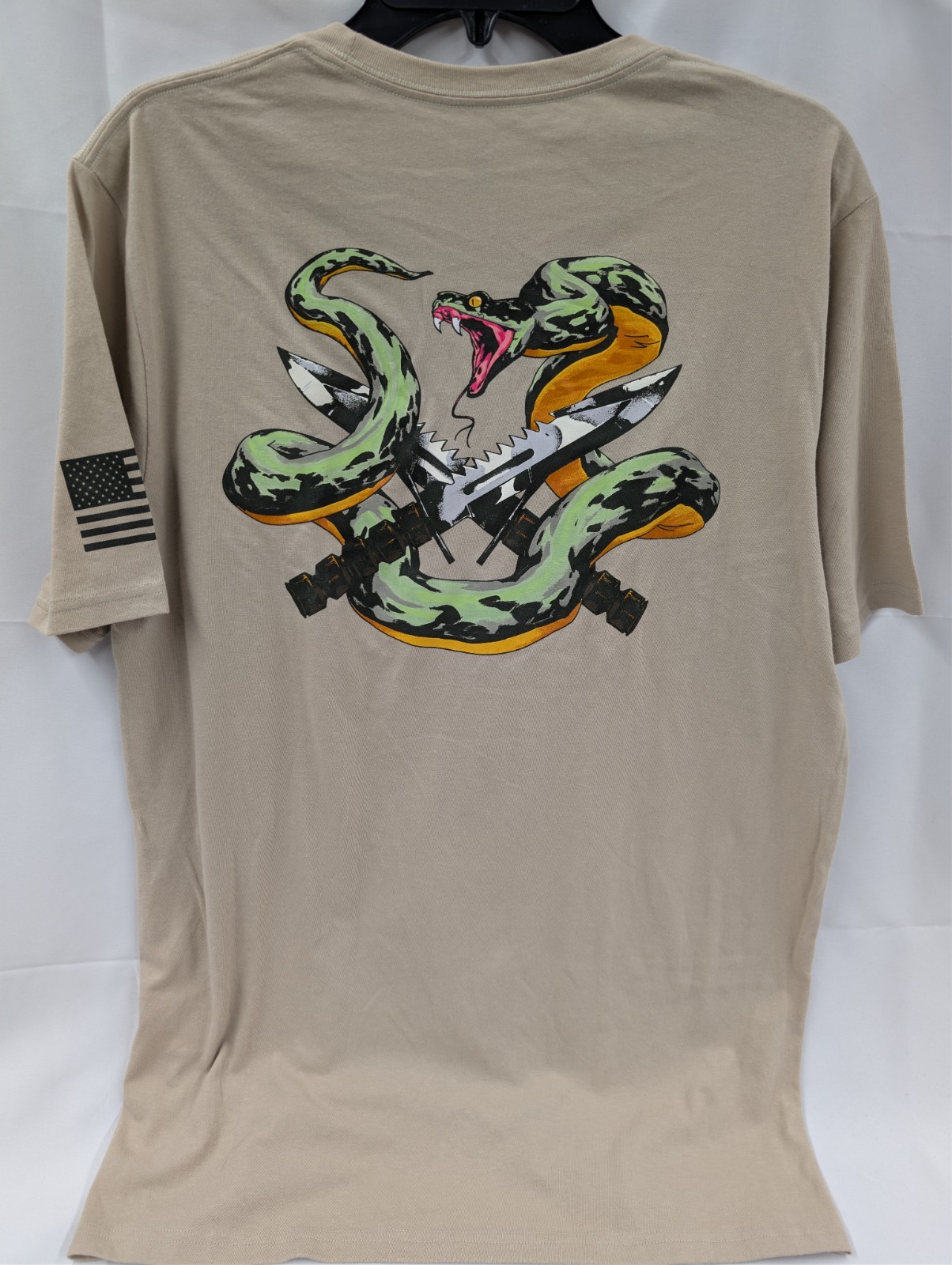 Under Armour Men’s Freedom Snake Knife Cotton Desert Sand T-Shirt Sz XL New