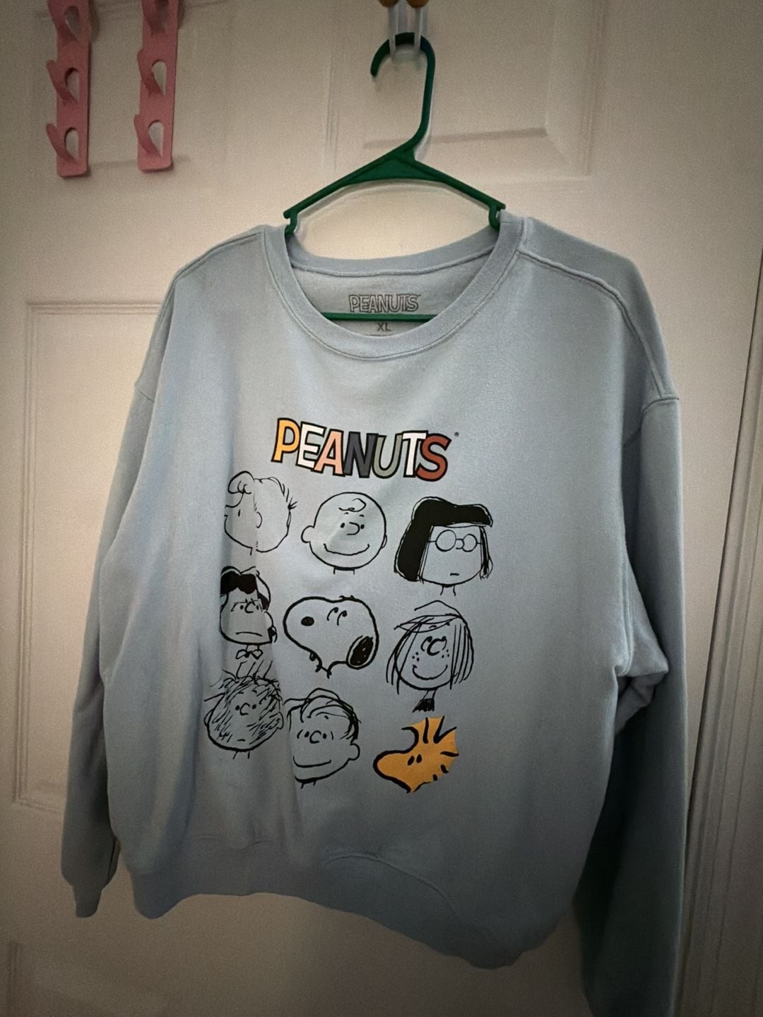 Peanuts Character Graphic Sweatshirt Light Blue Size XL gallery