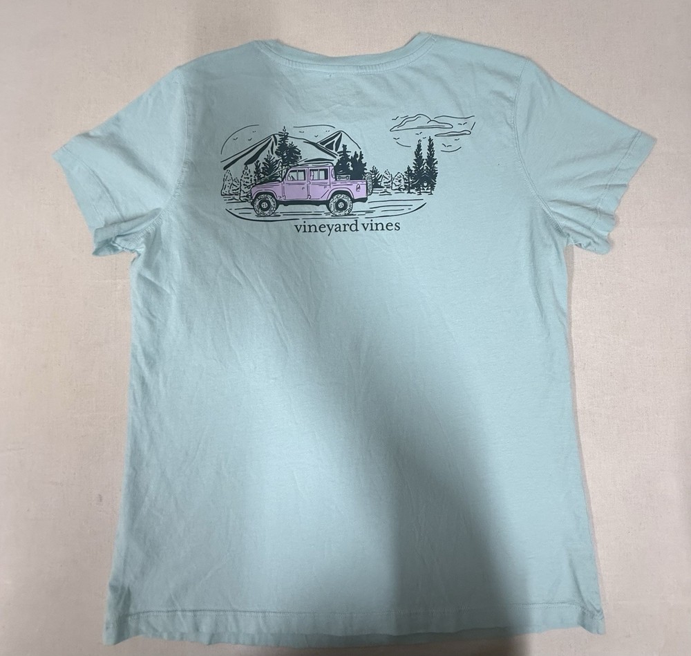 Vineyard Vines Men’s M Short Sleeve Pocket T-Shirt Truck Graphic 217
