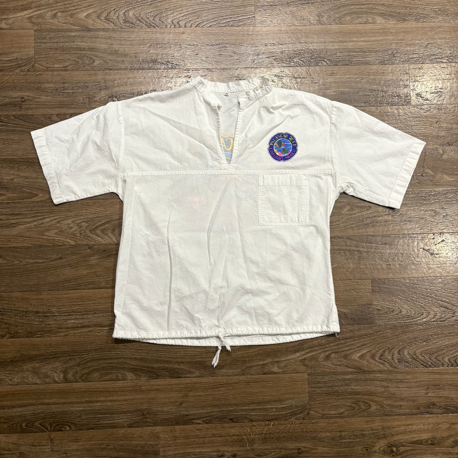 90s / Vintage Palancar Reef Cozumel Mexico Fish Graphic Drawstring Shirt Size XL