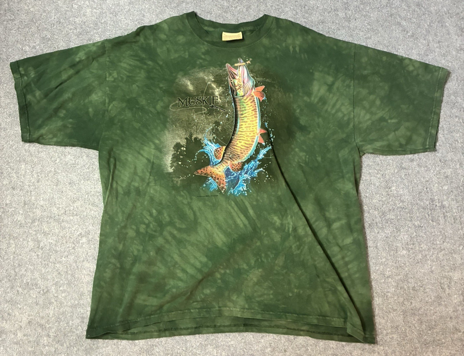Vintage Y2K The Mountain Mens XL Tie Dye Muskie Fishing Shirt Green Nature Musky