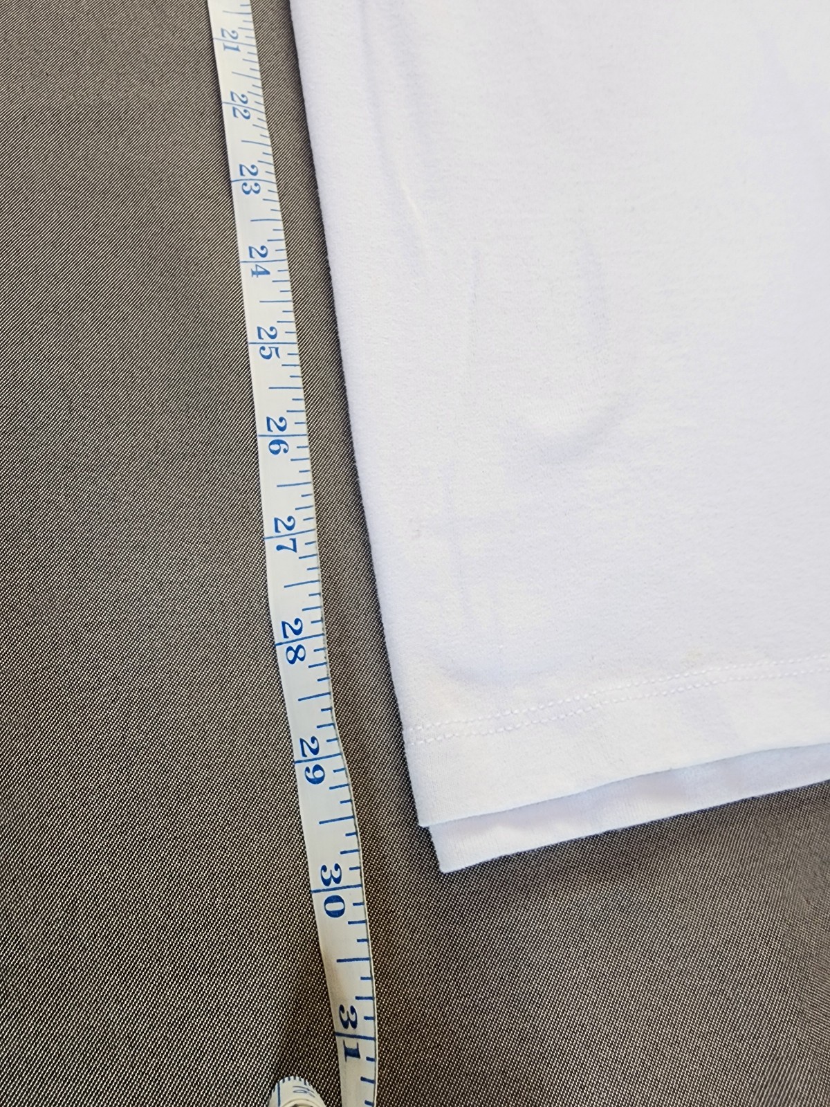 MENS SIZE XL, WHITE, THE NORTH FACE T-SHIRT, COTTON/POLYSTER, PRE-OWNED gallery