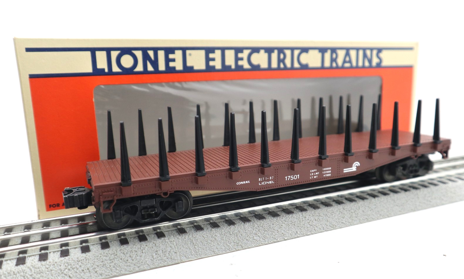Lionel, O, 6-17501, Conrail, Flat Car with Stakes, 17501, C-8 LN/OB