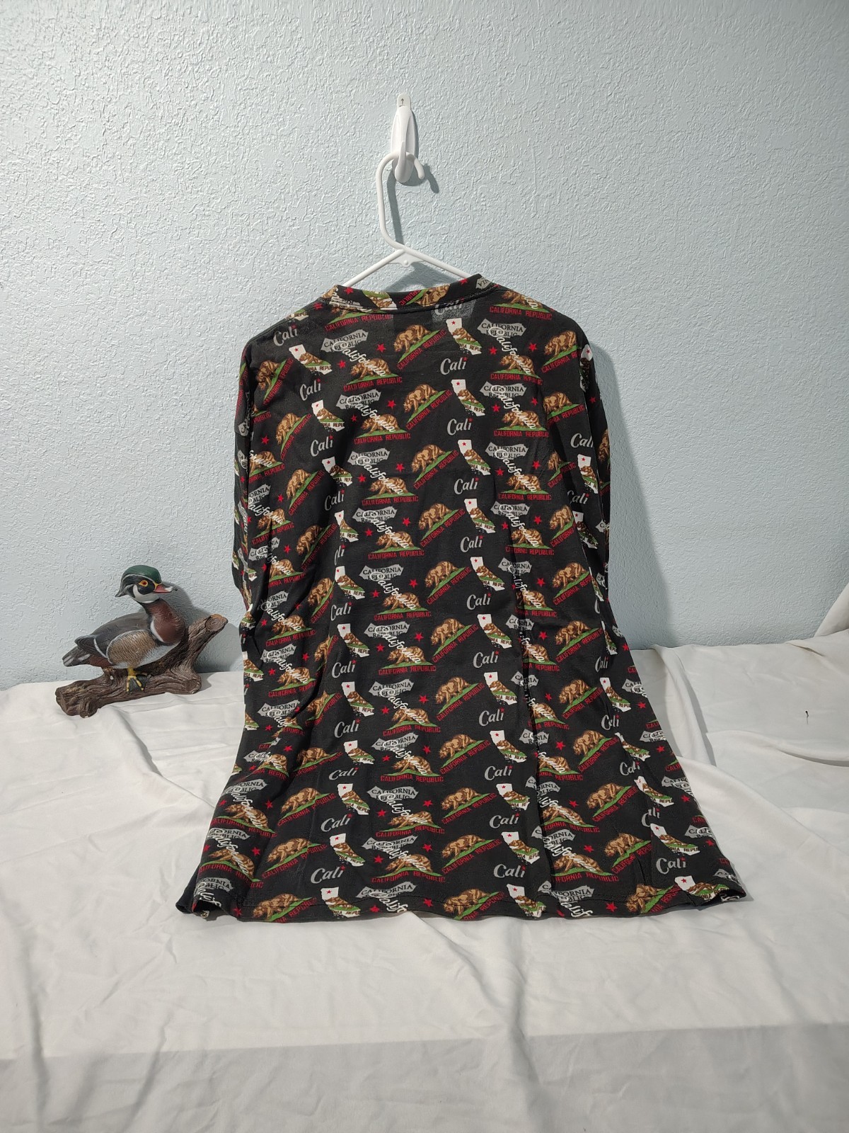 California T-shirt Republic Bear Graphic Size 2XL Black B120 gallery